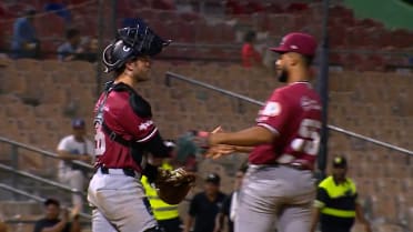 Domingo González sella la victoria con tres ponches