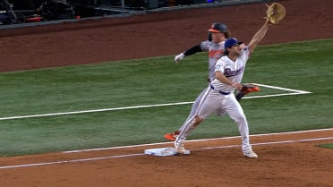 Gran jugada de Seager