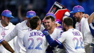 Royals rally in the 9th and 10th to walk it off