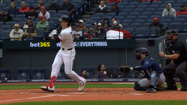 Chase DeLauter empuja dos con hit