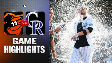 Rumfield, Sullivan propel Rockies' extra-inning win