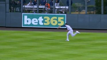 Cam Smith's running grab