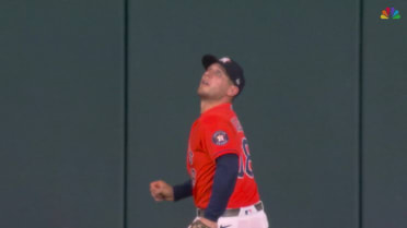 Daulton Varsho makes a tough catch at the wall