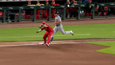 Reds turn inning-ending double play after review