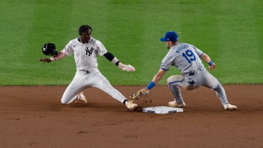 Jazz Chisholm Jr. steals second after review