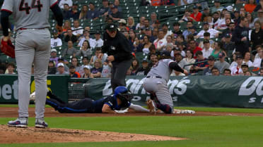 Austin Hedges picks off Riley Greene after a review