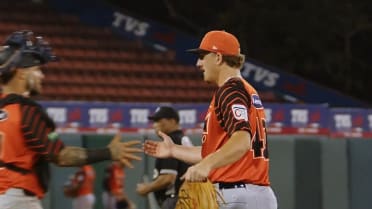 Toros superan a Gigantes 