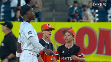 Yankees honor Little League World Series team