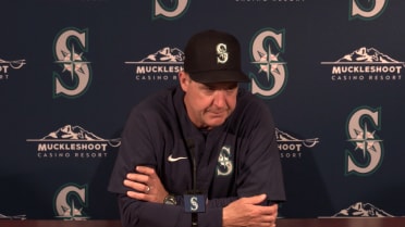 Dan Wilson on turning page quickly, offense