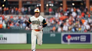 Adley Rutschman's two-run homer (2)