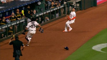 Gran atrapada de Isaac Paredes 
