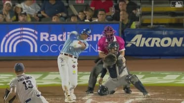 Bligh Madris produce 3 con jonrón