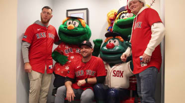 Red Sox Holiday Caravan, Day 2