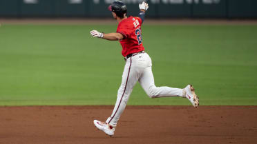 Matt Olson's solo home run (29)