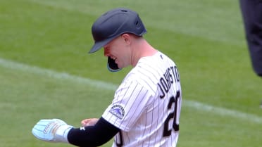 Sencillo impulsor de Troy Johnston