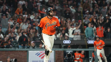 Dominic Smith's two-run home run (4)