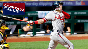 Yastrzemski's grand slam lifts Braves over Pirates