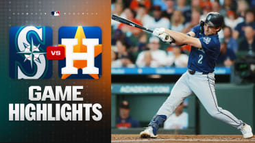 Cole Young's four RBIs propels Mariners to 10-5 win