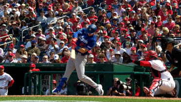 Kyle Tucker empuja con sencillo 