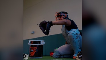 Basallo, Wolfram get in their first reps of spring