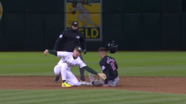 Shea Langeliers throws out Freeman after a review 