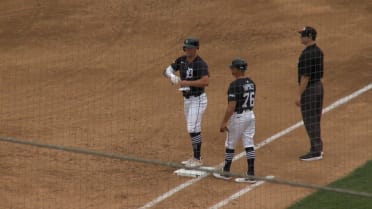 Kerry Carpenter's RBI single