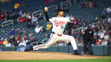 Joe Ryan poncha a Cal Raleigh 