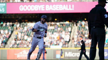 Patrick Wisdom's two-run home run (1)