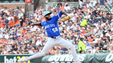 Luinder Avila strikes out James Outman