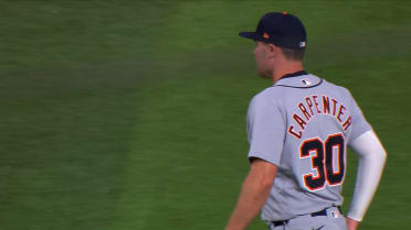 Kerry Carpenter makes strong throw for force out 