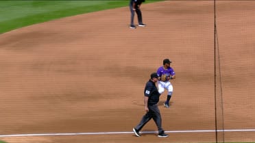 Ezequiel Tovar makes athletic play and throw 