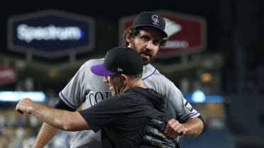 Jordan Romano shuts the door in the 9th inning