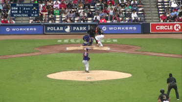 Franklin Arias blasts his 25th homer of the year