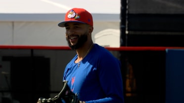 Devin Williams takes reps at Mets camp