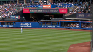 Jakob Marsee's bat goes flying into the netting