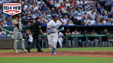 Field View: Salvador Perez's solo home run