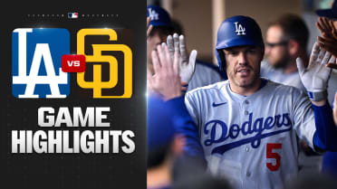 Freddie Freeman hits two homers to fuel Dodgers' win