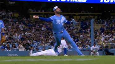Lucas Erceg's slick barehand play