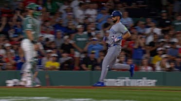 Andrés Giménez's game-tying sac fly