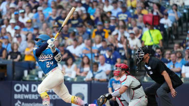 William Contreras' RBI double