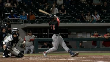 Trey Lipscomb collects his first multihomer game 