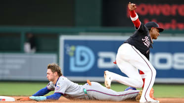 Keibert Ruiz catches A.J. Ewing stealing