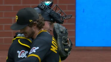 Piratas sellan triunfo con doble play