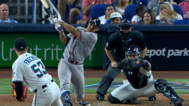 Drake Baldwin's solo home run (14)