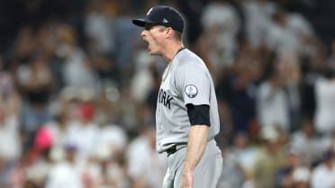 Tim Hill strikes out Samad Taylor to seal win