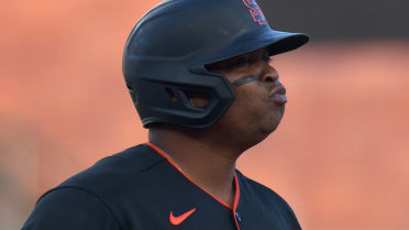 Rafael Devers y Aaron Judge intercambian palabras amistosas