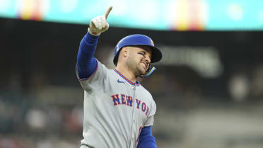 Luis Torrens' three-run homer (5)