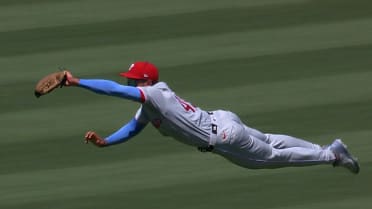 Derek Hill's nice diving catch