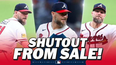 Chris Sale notches 11 K's in complete-game shutout 