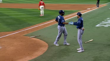 Los Rays anotan cuatro en la 5ta entrada